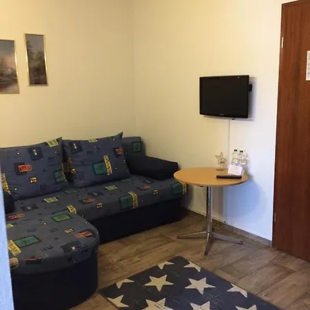 Landhotel Elterlein イン 3*